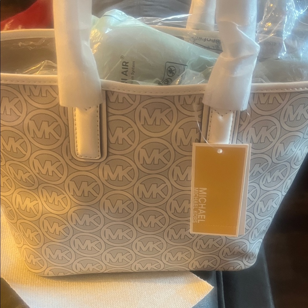 Michael Kors Cream Logo Tote